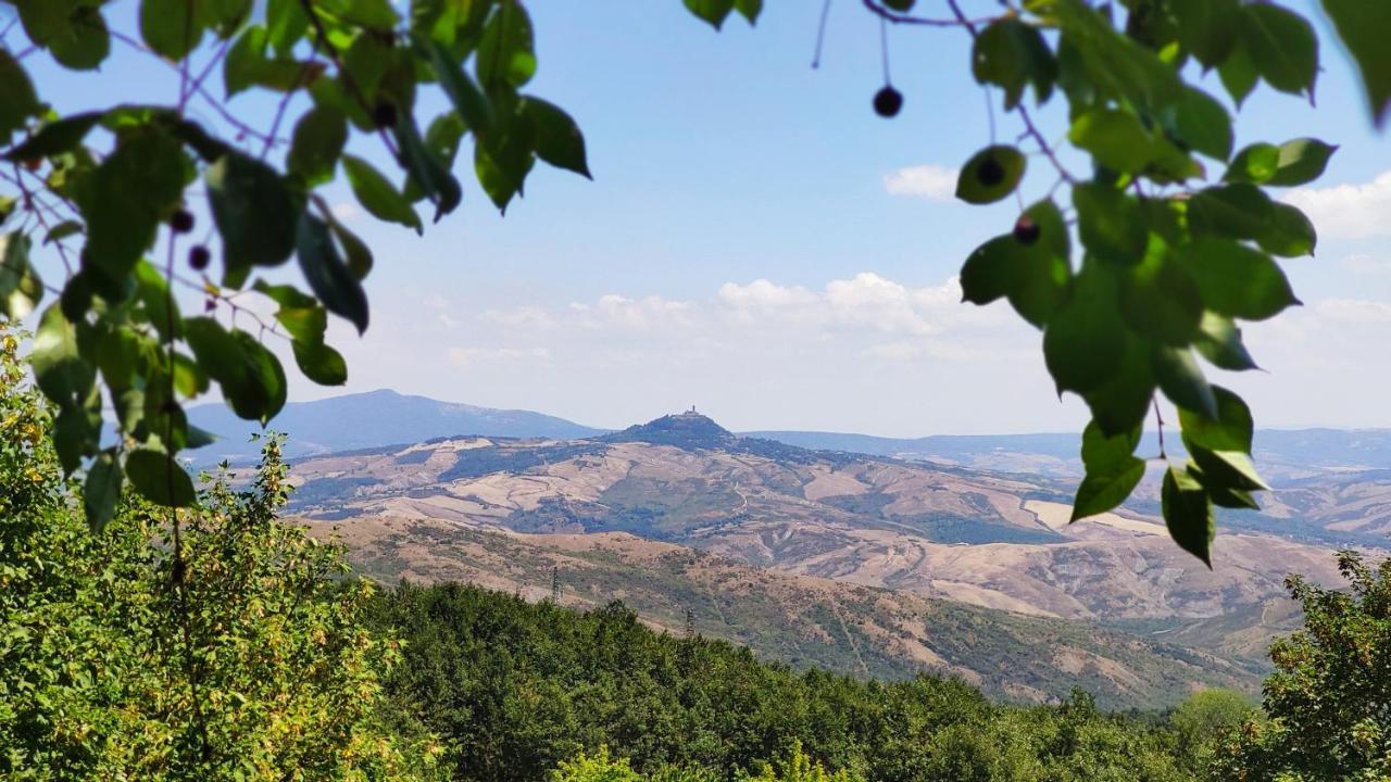 Hotel Gambrinus Abbadia San Salvator Dış mekan fotoğraf
