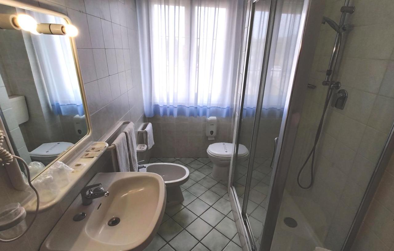 Hotel Gambrinus Abbadia San Salvator Dış mekan fotoğraf