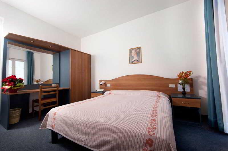 Hotel Gambrinus Abbadia San Salvator Dış mekan fotoğraf
