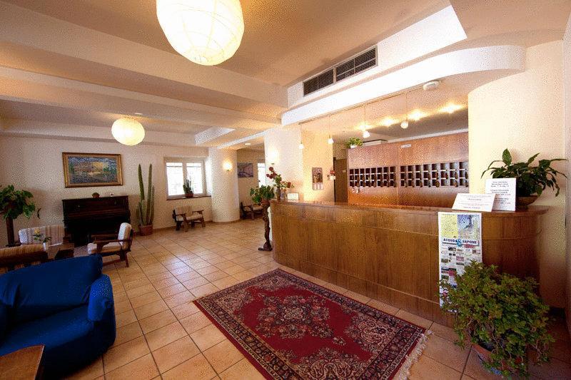 Hotel Gambrinus Abbadia San Salvator Dış mekan fotoğraf